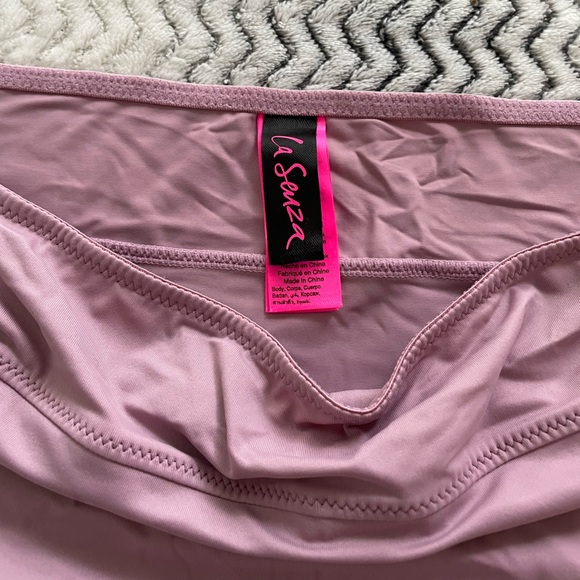 EUC La Senza Women's Off Shoulder Mauve Cropped Top w/ Lace Detail Size Small S - Picture 4 of 8